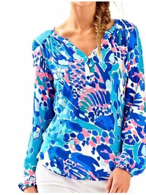 Lilly Pulitzer Long-Sleeve V-neck Henley tunic Top in Blue, Teal & Pink